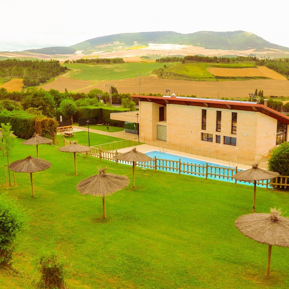 Imagen de jardines de las piscinas